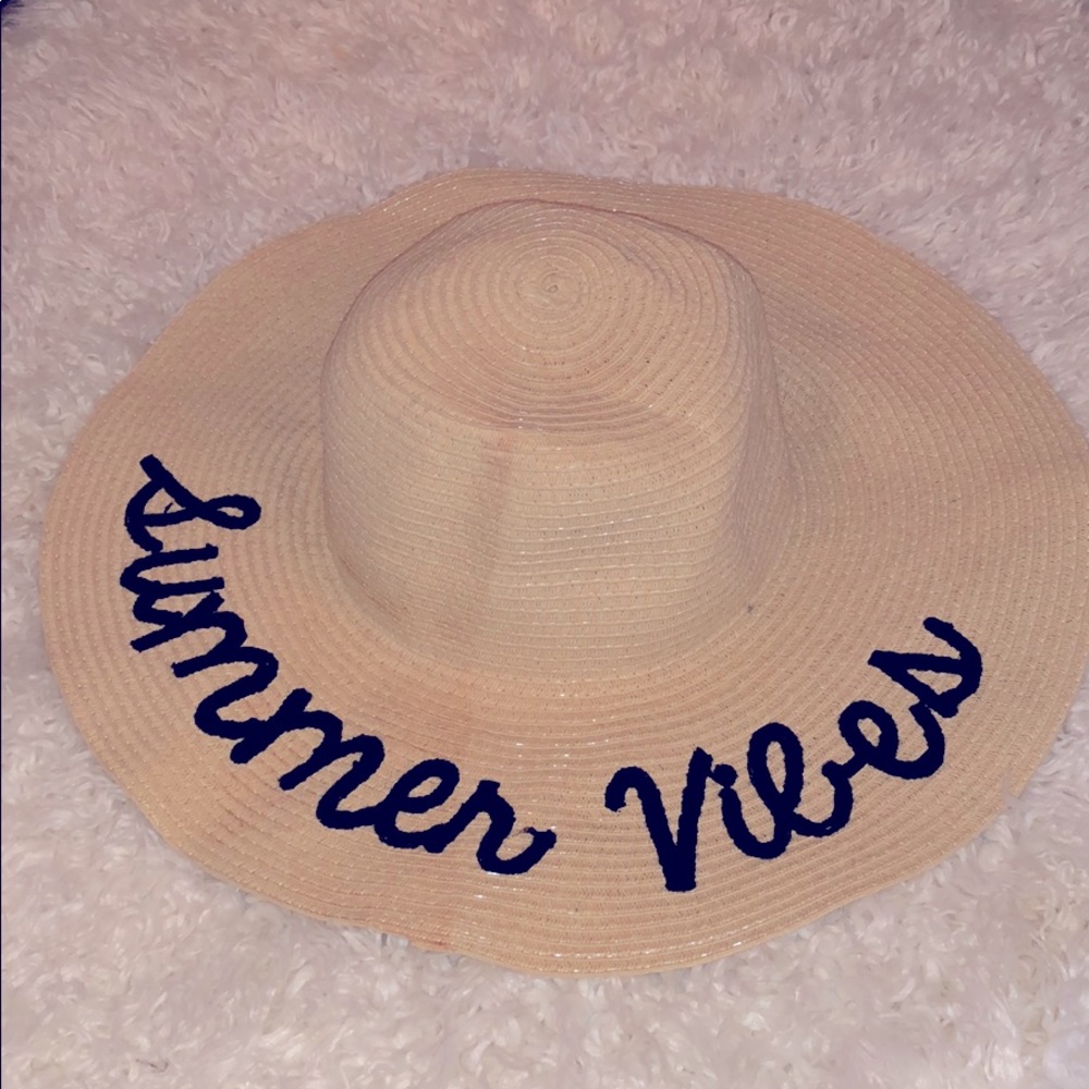 Summer Vibes Hat